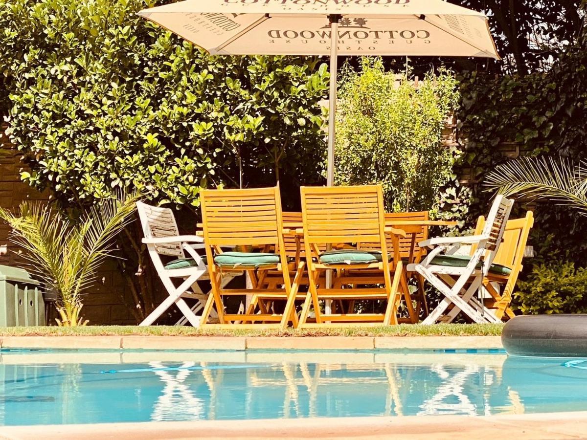 Cottonwood Guesthouse Oasis Bloemfontein Exteriör bild